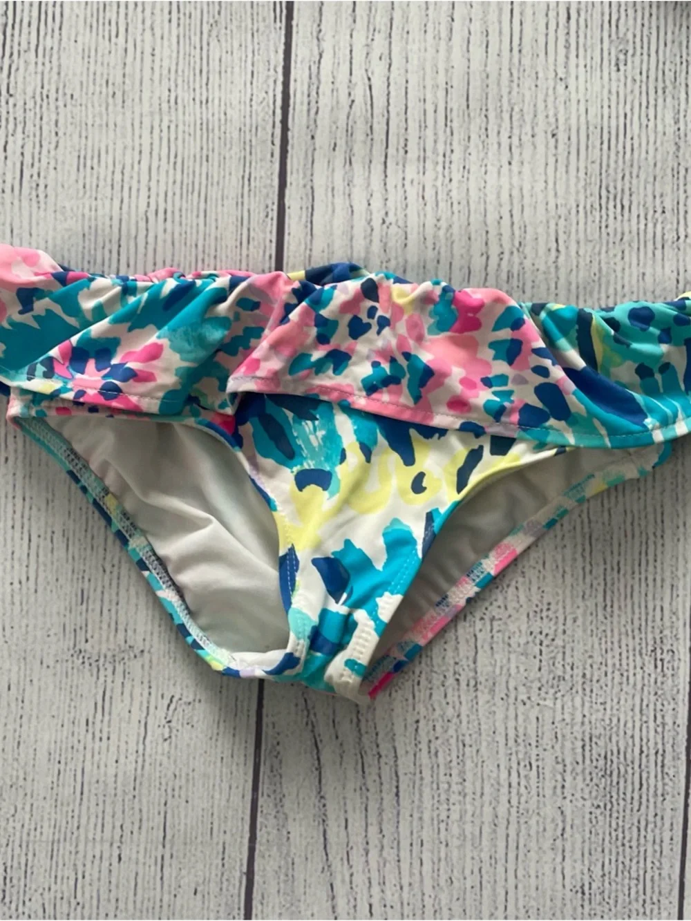 Lilly Pulitzer bottoms 8% ruffles